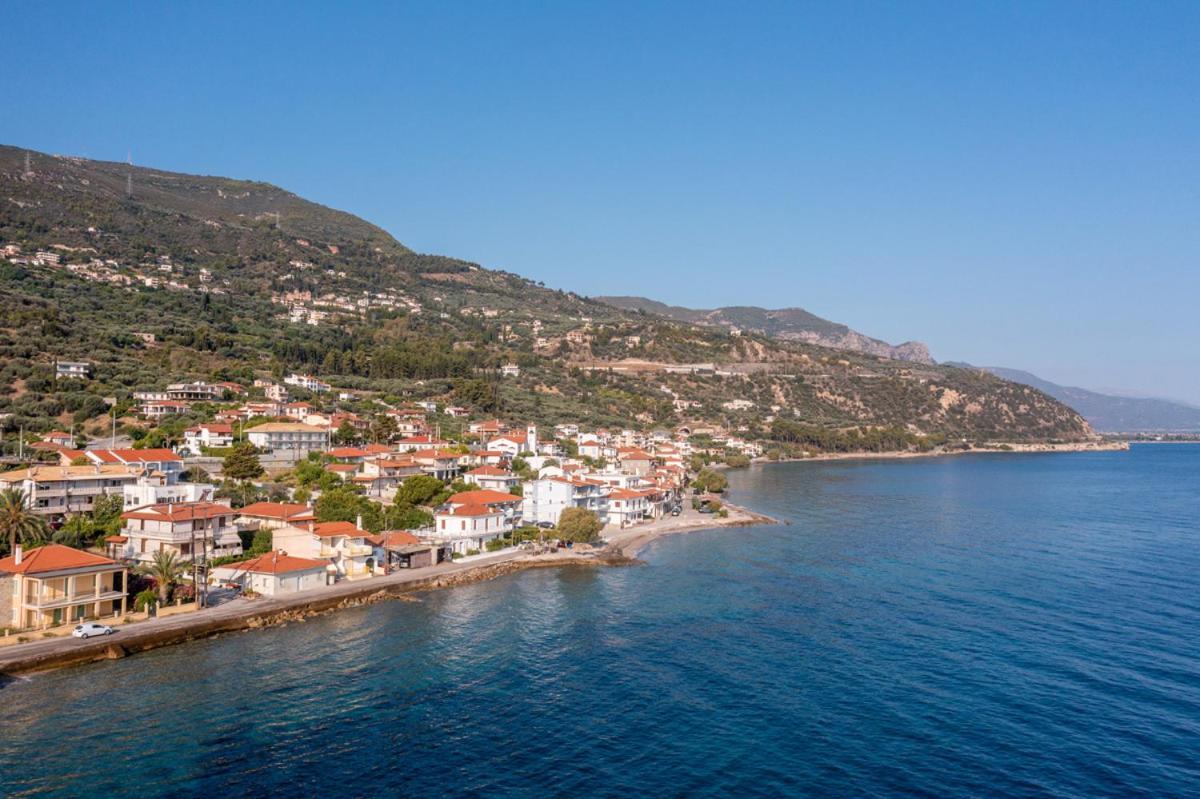 Paralia Platanou Seaview House Екстериор снимка
