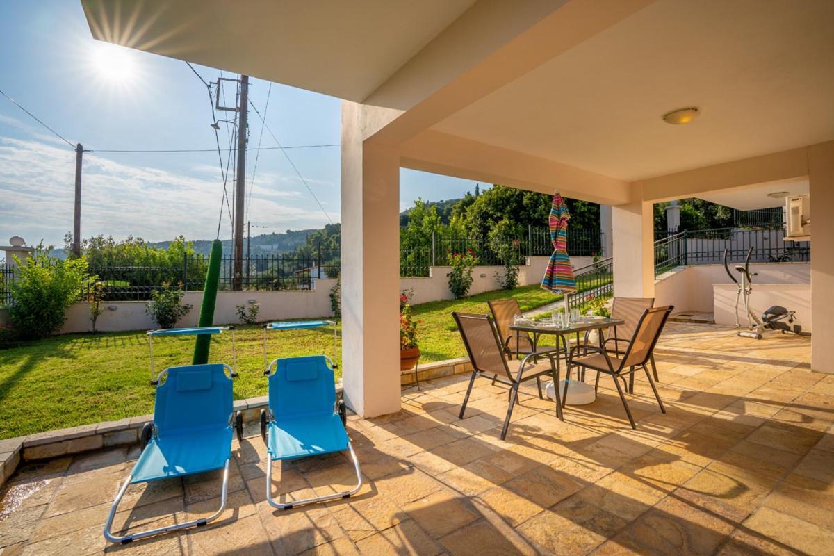 Paralia Platanou Seaview House Екстериор снимка