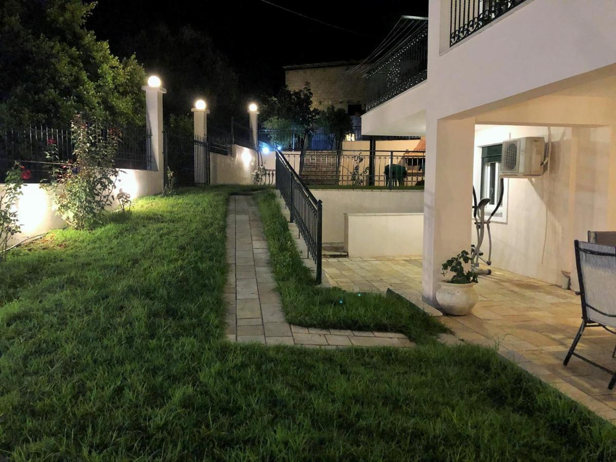 Paralia Platanou Seaview House Екстериор снимка